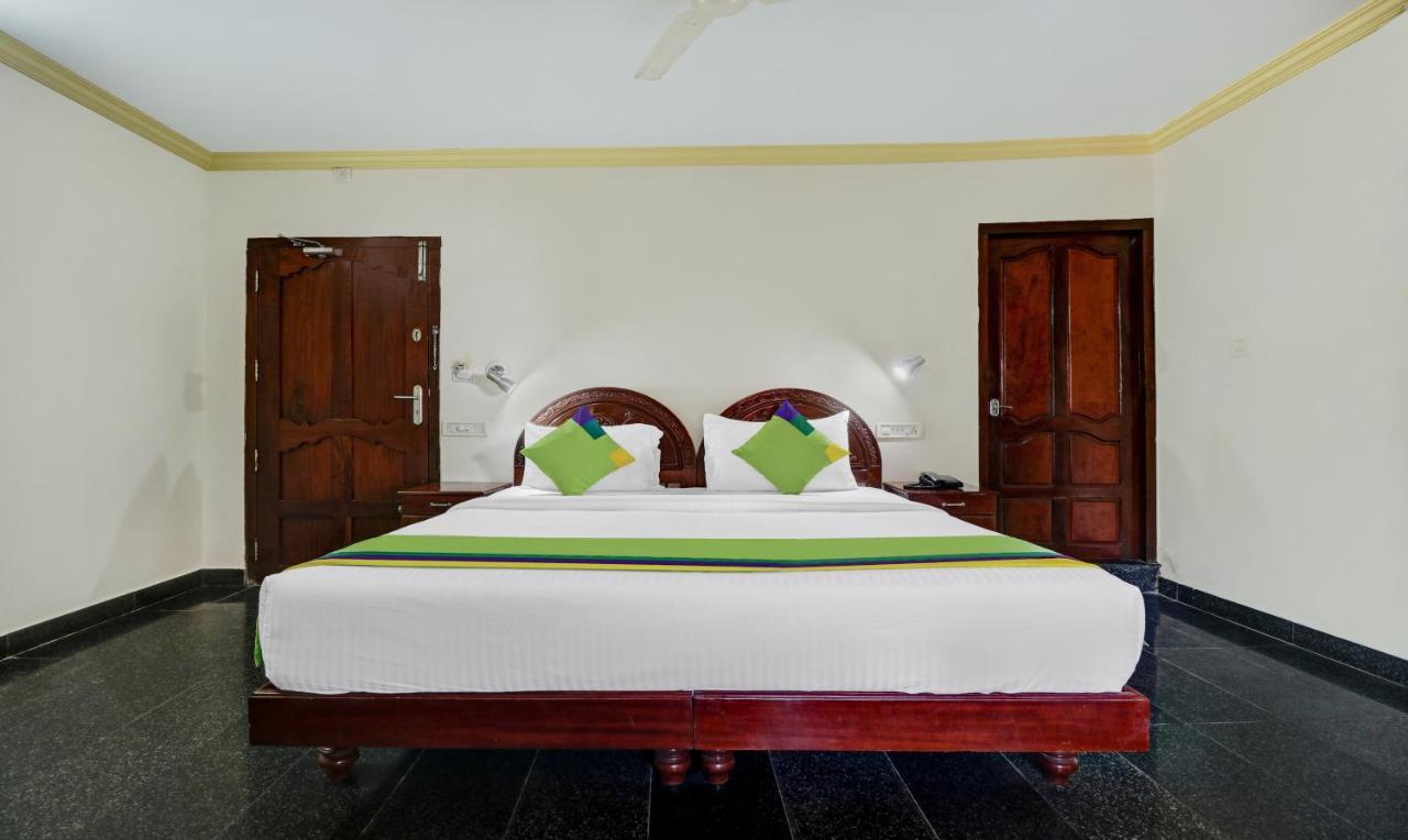 Itsy Hotels The Waters Edge Beach Resort Kovalam Exterior foto